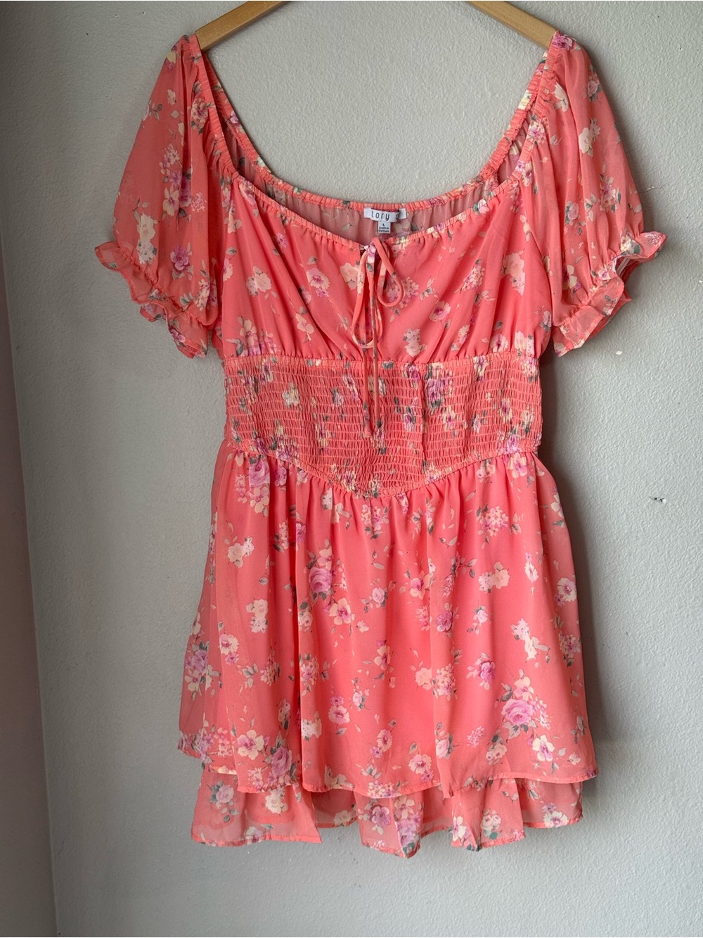 Story On Floral Coral Puff-Sleeve Smocked Waist Dress Juniors Size Large